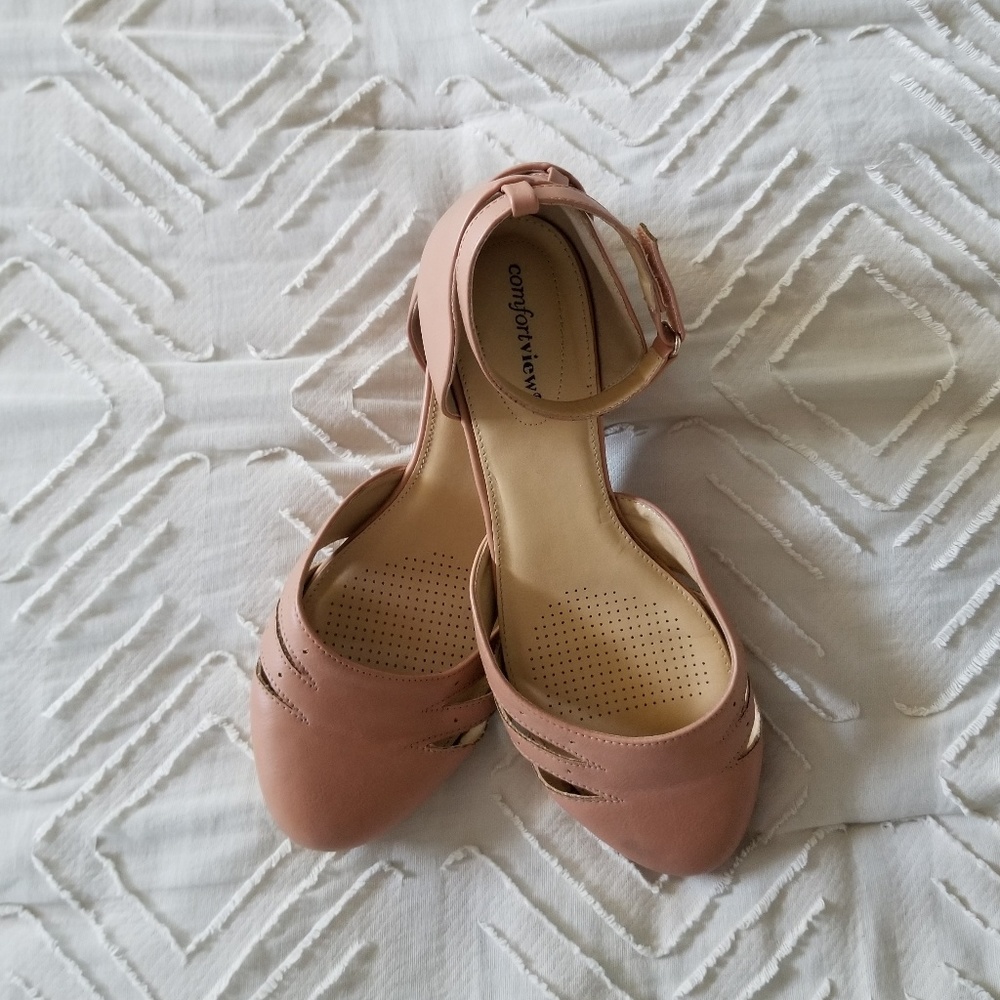 Comfortview dusty pink flats